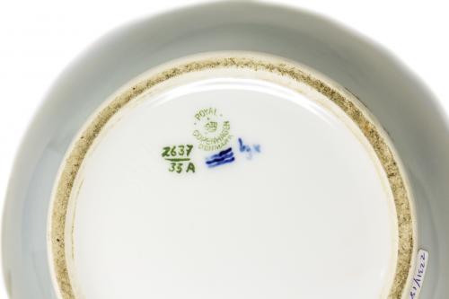 JARRÓN DE PORCELANA DANESA