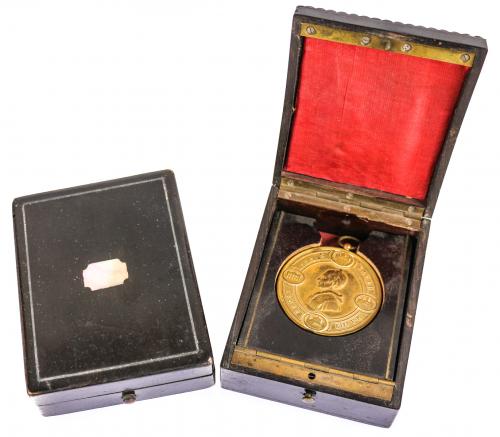 MEDALLA DEL PAPA LEON XIII Y DOS CAJITAS DEL SIGLO XIX