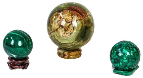 TRES BOLAS DECORATIVAS