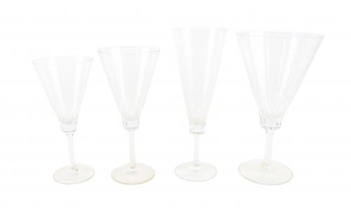 CONJUNTO DE COPAS EN CRISTAL DE MEDIADOS DEL S.XX