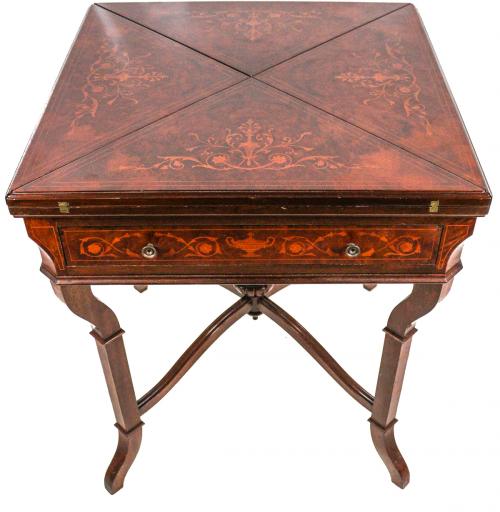 MESA DE JUEGO DE ESTILO ISABELINO