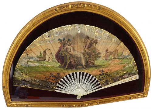 ABANICO CON ABANIQUERA DE LA PRIMERA MITAD DEL S.XIX