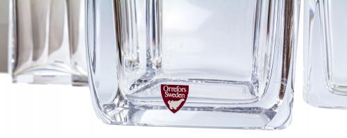 TRES BOTELLAS LICORERAS EN CRISTAL "ORREFORS"