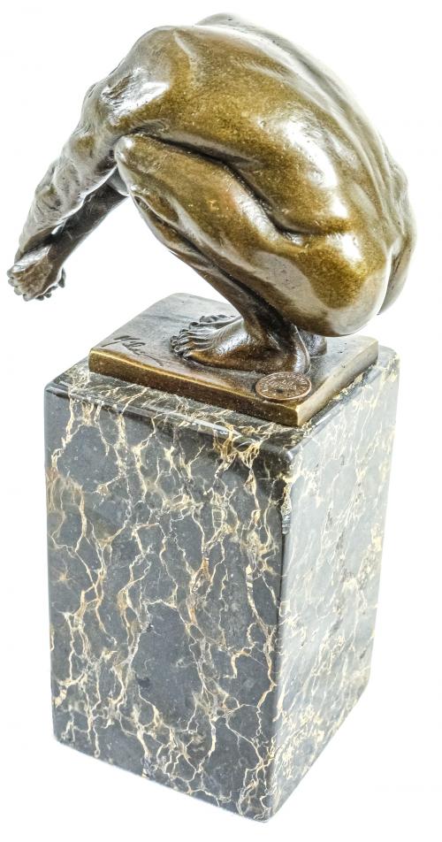 ESCULTURA DE ESTILO ART DECÓ