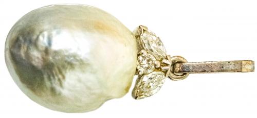 COLGANTE CON PERLA BARROCA Y BRILLANTES