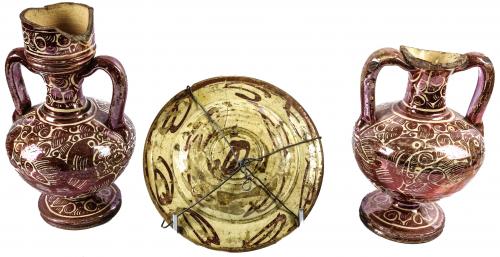 DOS JARRONES Y PLATO EN CERÁMICA DE REFLEJOS