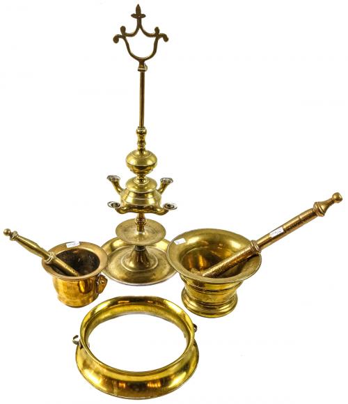 VARIOS OBJETOS DE BRONCE Y COBRE DEL SIGLO XIX