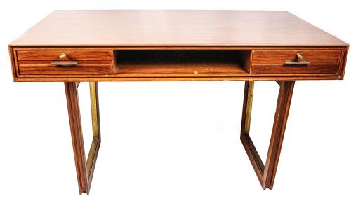 MESA DE DESPACHO ESTILO DANÉS