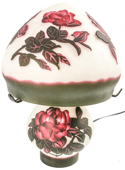 LÁMPARA DE SOBREMESA DE ESTILO ART NOUVEAU