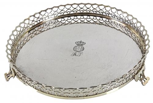 CENTRO DE MESA EN PLATA DE PORTUGAL ÚLTIMO TERCIO S.XX