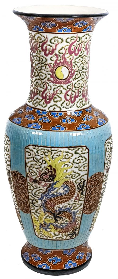 GRAN JARRON ORIENTAL EN PORCELANA DEL ÚLTIMO CUARTO DEL S.XX