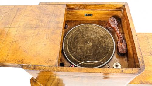 MUEBLE TOCADISCOS ART DECÓ