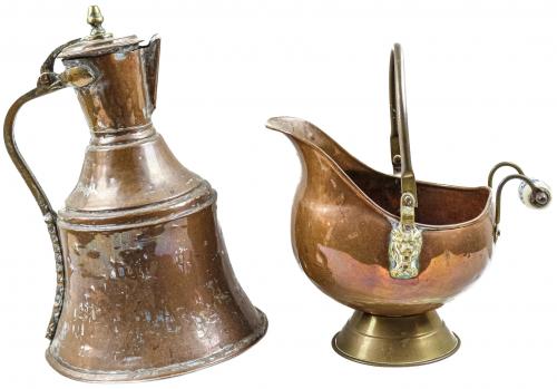 DOS JARRAS DE COBRE DE MEDIADOS DE SIGLO XX