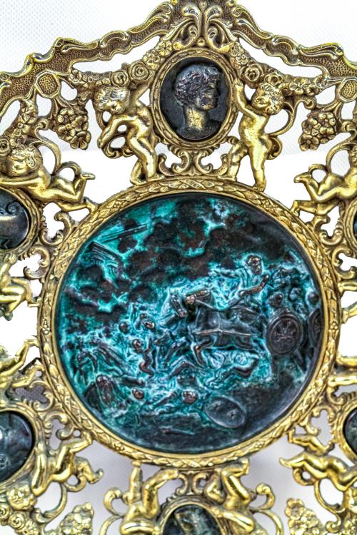 PLATO DECORATIVO EN BRONCE DE MEDIADOS DEL S.XX