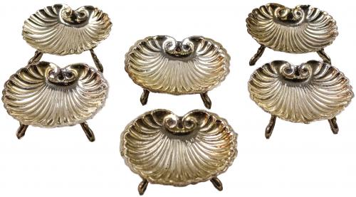 CONJUNTO DE SEIS PEQUEÑAS CONCHAS EN