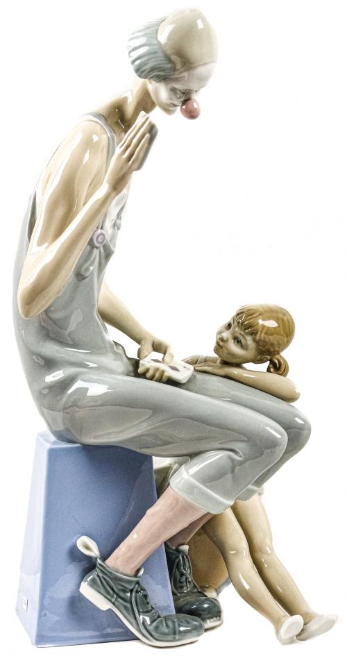 FIGURA EN PORCELANA DE "LLADRÓ"