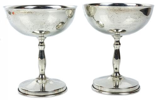 DOS COPAS EN PLATA DE MEDIADOS DEL S.XX