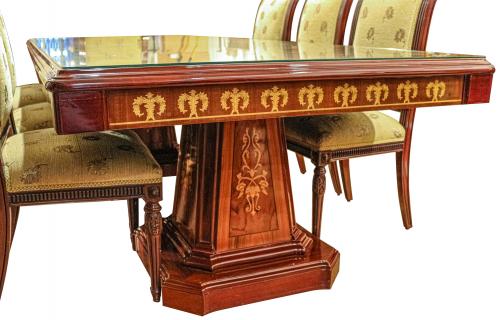 CONJUNTO DE MESA Y SILLERIA DEL ÚLTIMO CUARTO DEL S.XX