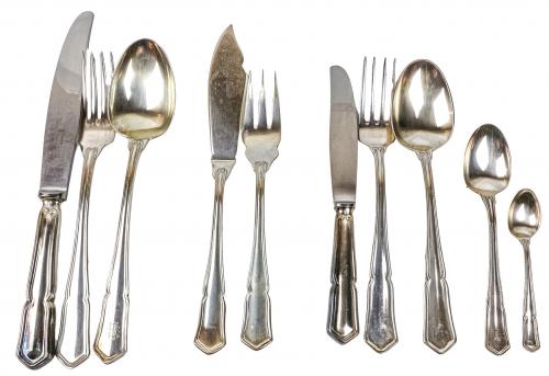 CUBERTERÍA EN PLATA PLATA 12 SERVICIOS