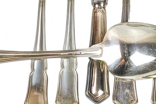 CUBERTERÍA EN PLATA PLATA 12 SERVICIOS