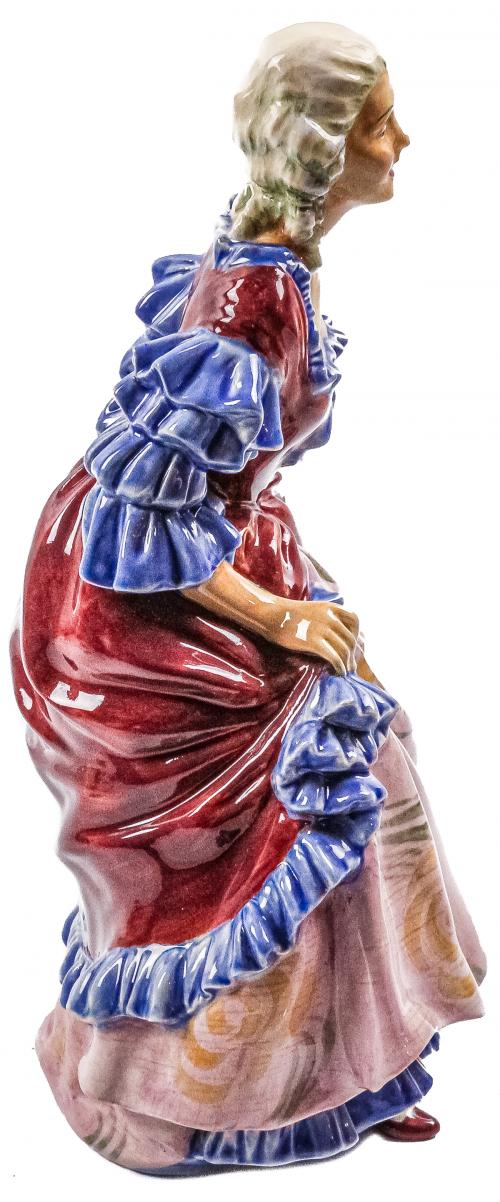 FIGURA EN CERÁMICA ESMALTADA "ROYAL DOULTON"
