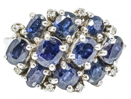 ANILLO CON ZAFIROS