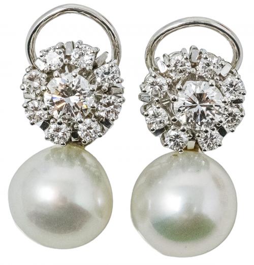 PENDIENTES ROSETONES DE BRILLANTES CON PERLA AUSTRALIANA