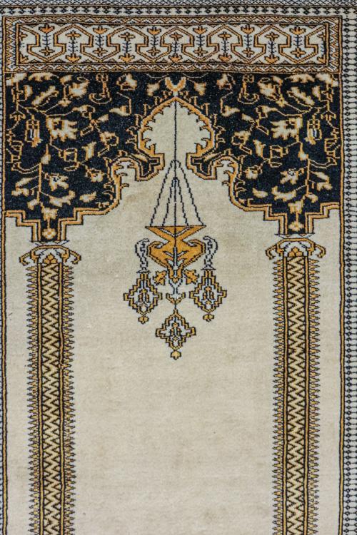 ALFOMBRA TURCA DE LA SEGUNDA MITAD DEL S.XX