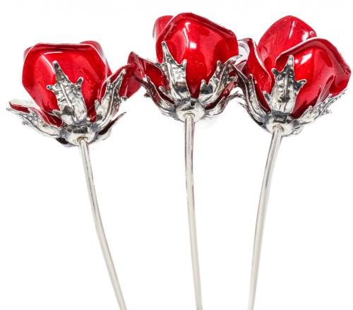 TRES ROSAS EN PLATA 