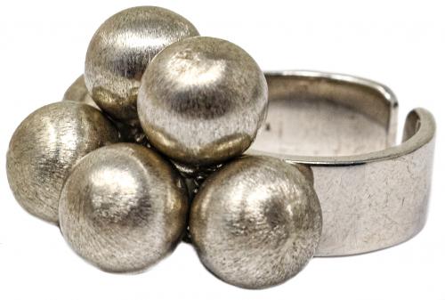 ANILLO "CAPARRÓS" EN PLATA Y PERLAS
