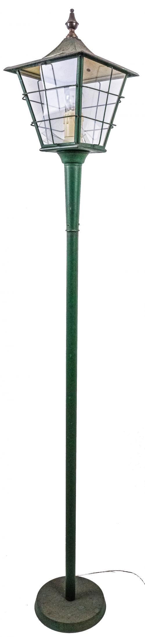 PEQUEÑO FAROL DE JARDÍN DE LA SEGUNDA MITAD DEL S.XX