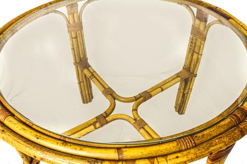 CONJUNTO DE MESA Y CUATRO SILLAS DE JARDÍN