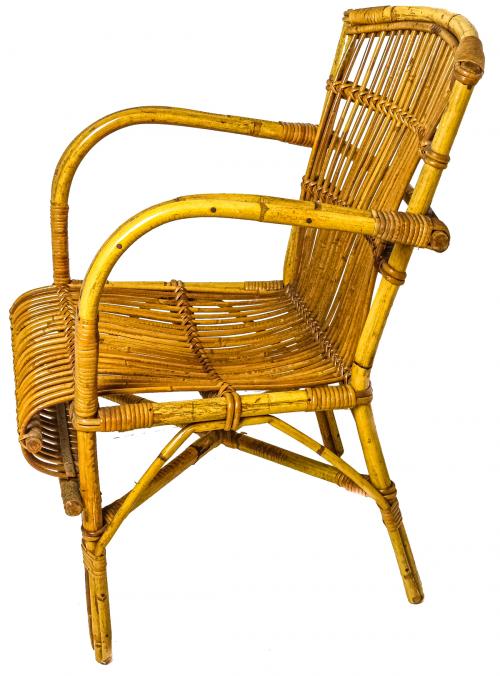 CONJUNTO DE MESA Y CUATRO SILLAS DE JARDÍN