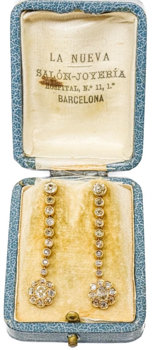 PENDIENTES LARGOS CON DIAMANTES DE FLES. S.XIX