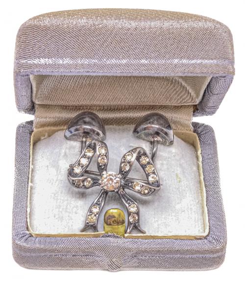 PENDIENTES Y BROCHE DEL S.XIX