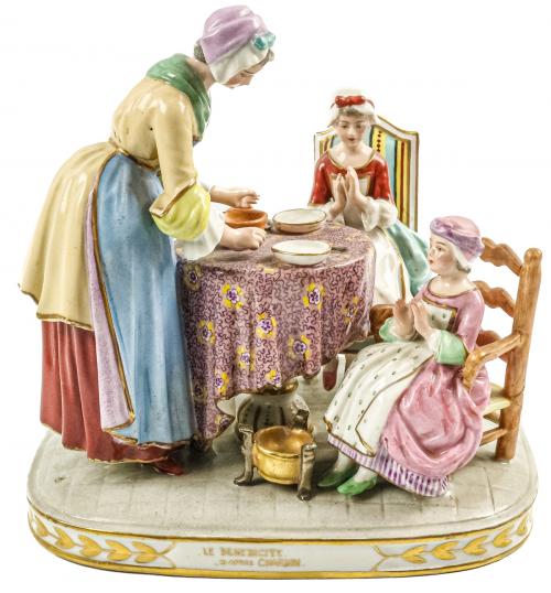 GRUPO EN PORCELANA  FRANCESA DE MEDIADOS DE SIGLO XX