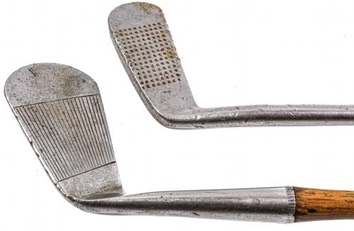 DOS PALOS DE GOLF DE MEDIADOS DEL S.XX