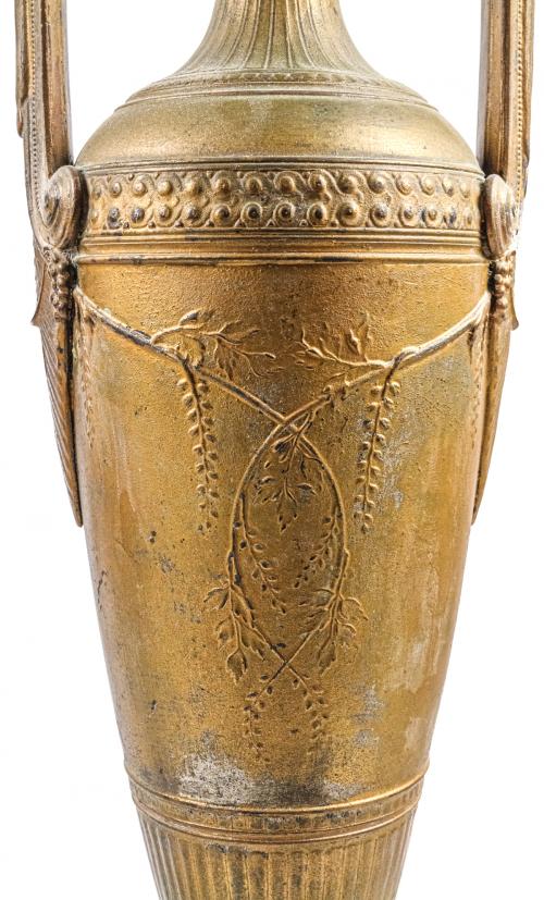 LÁMPARA QUINQUÉ DE OPALINA DE FINALES DEL S.XIX