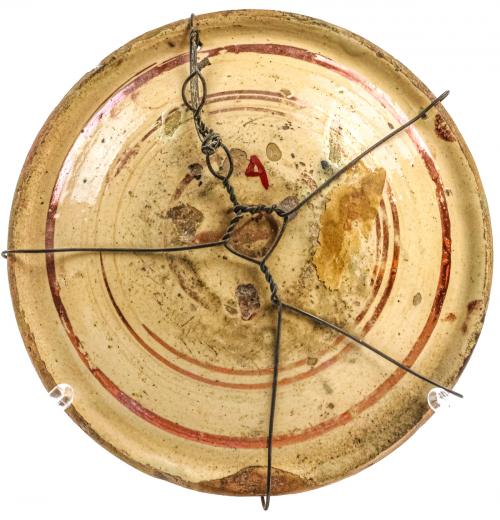 PLATO DE CERÁMICA DE REFLEJOS DEL SIGLO XVII