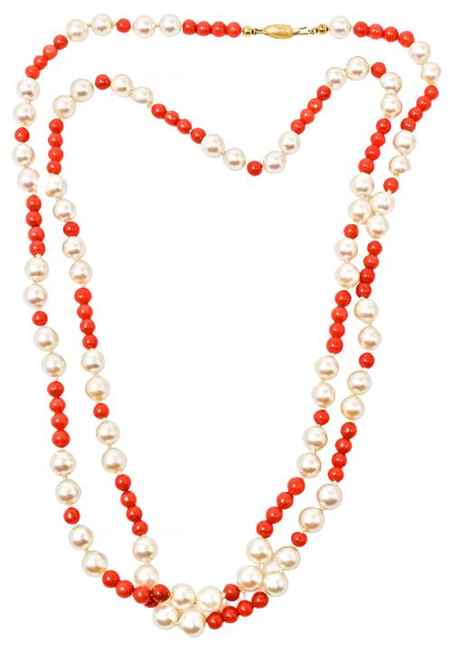 COLLAR LARGO CON  PERLAS Y CORAL DE MEDIADOS S.XX
