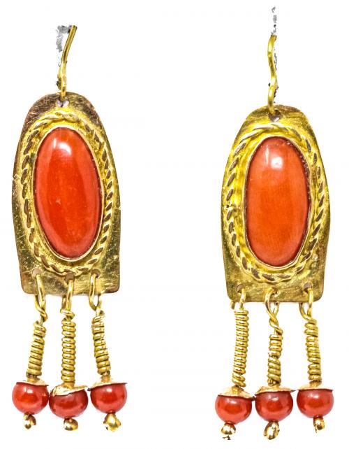 PENDIENTES ITALIANOS CON CORAL