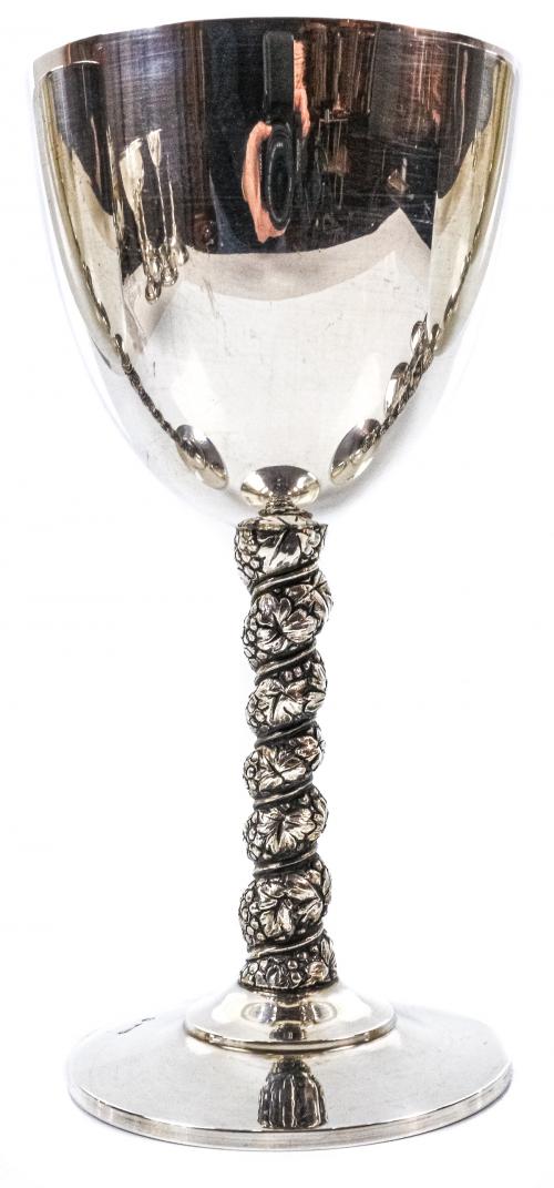 CINCO COPAS DE VINO EN PLATA DE MEDIADOS DEL S.XX