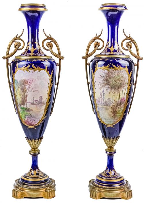 DOS JARRONES PORCELANA SÈVRES DE FINALES DEL S.XIX