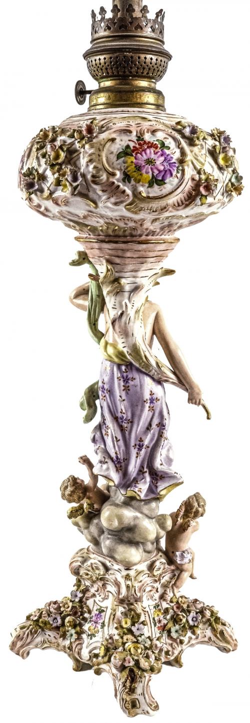 QUINQUÉ DE PRINCÍPIOS DE SIGLO XX