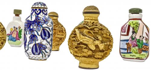 COLECCIÓN DE OCHO PERFUMEROS ORIENTALES