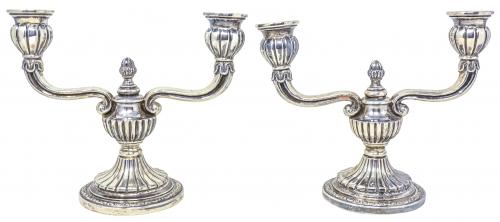 PAREJA DE CANDELABROS DE MEDIADOS DE SIGLO XX