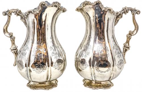 PAREJA DE JARRAS DE LOS AÑOS 40