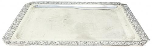 BANDEJA RECTANGULAR DEL PRIMER TERCIO DE SIGLO XX