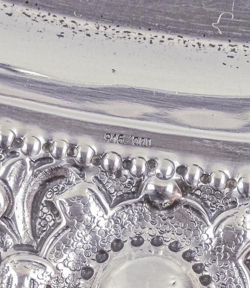 CENTRO DE MESA OVALADO EN PLATA DEL PRIMER TERCIO S.XX