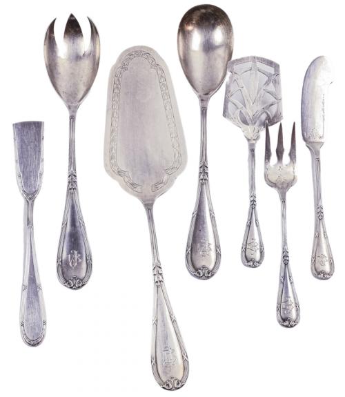 LOTE DE CUBIERTOS DE PLATA DEL PRIMER TERCIO DEL S.XX